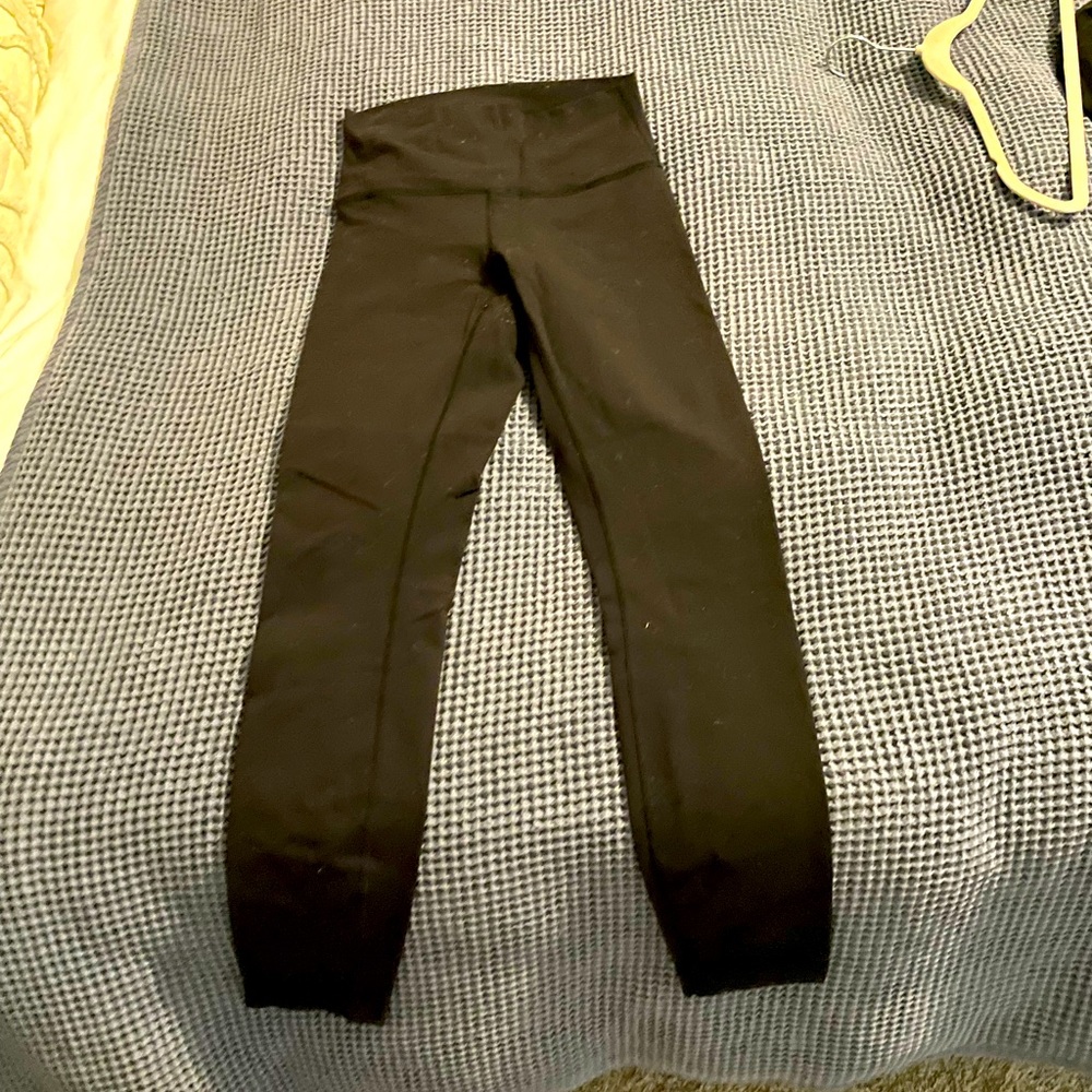 Lululemon 7/8 Wonder Under size 4